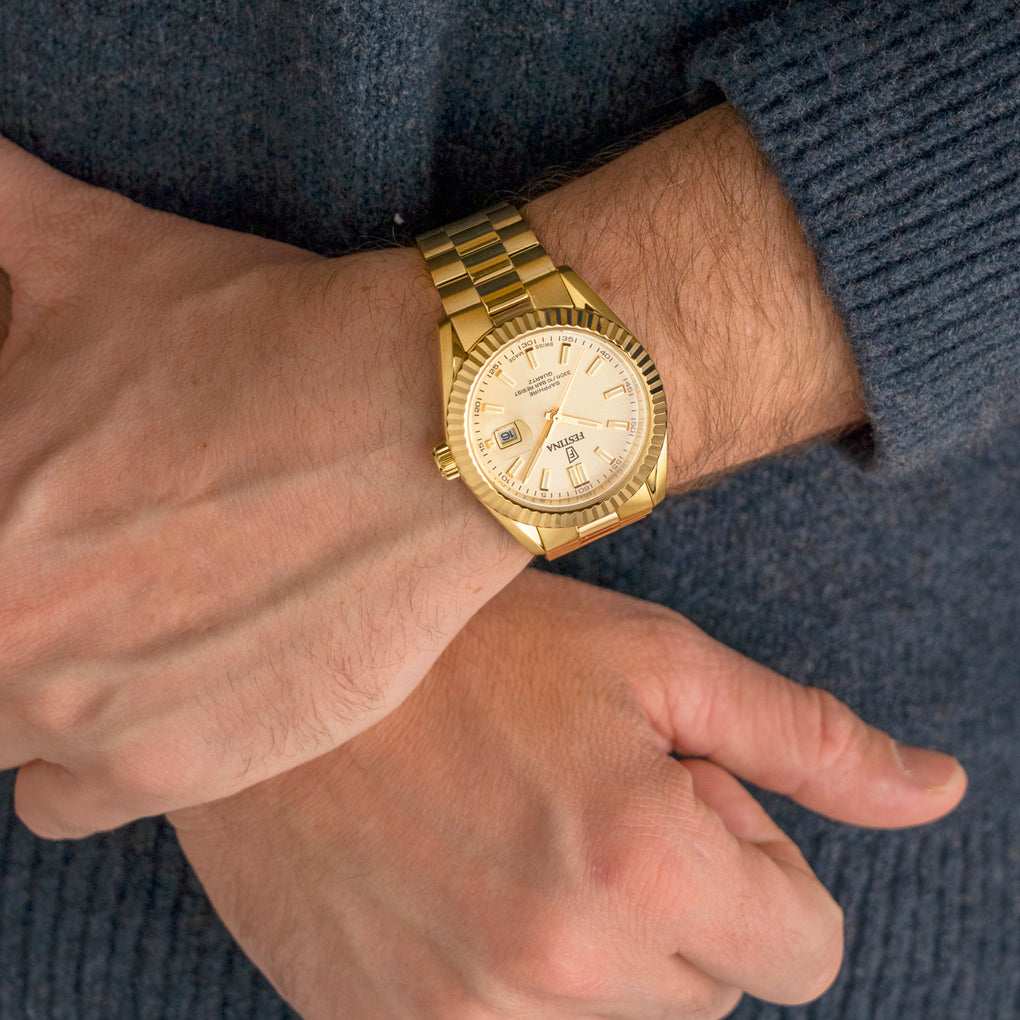 Montre Festina Suisse pour homme en or